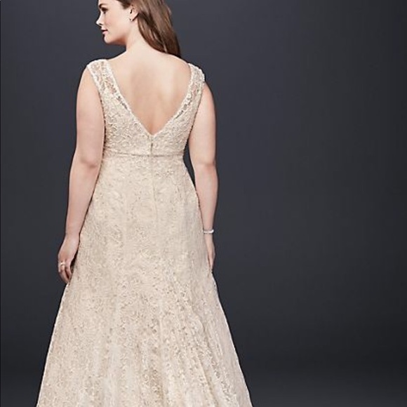 By Debra Cap Sleeve Ivory/Gold